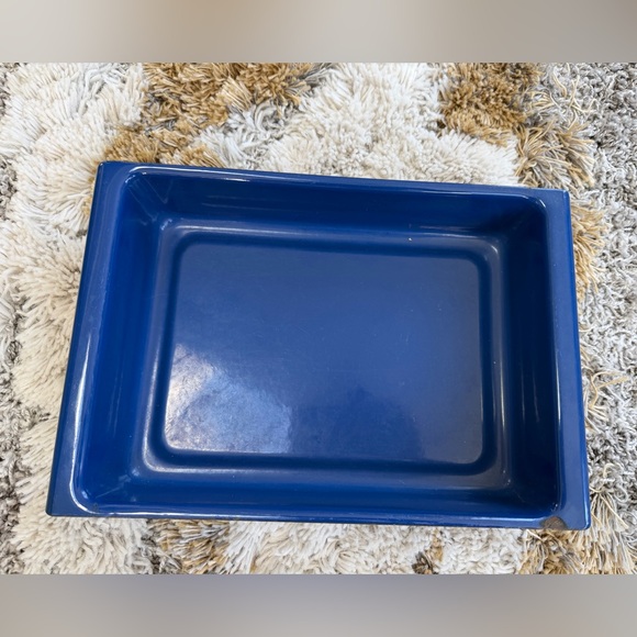 Catherineholm blue with white Lotus design Mid-Century Modern Blue lasagna pan - Picture 10 of 11